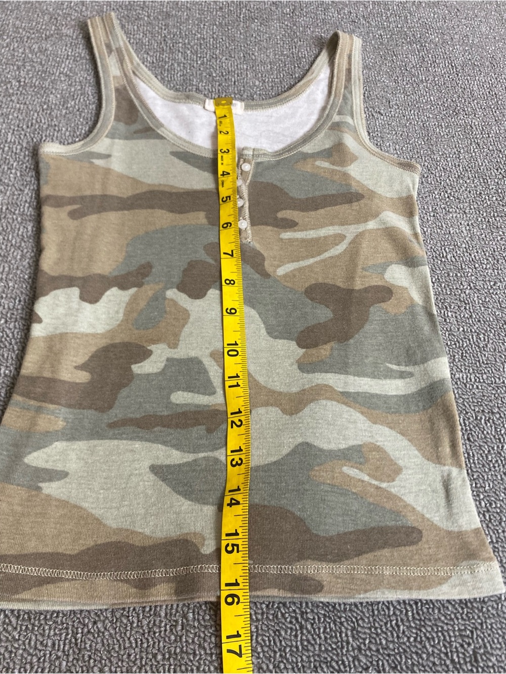 Brandy Melville John Galt Camo Ribbed Henley Tank Top- Cotton One Size - Picture 5 of 5